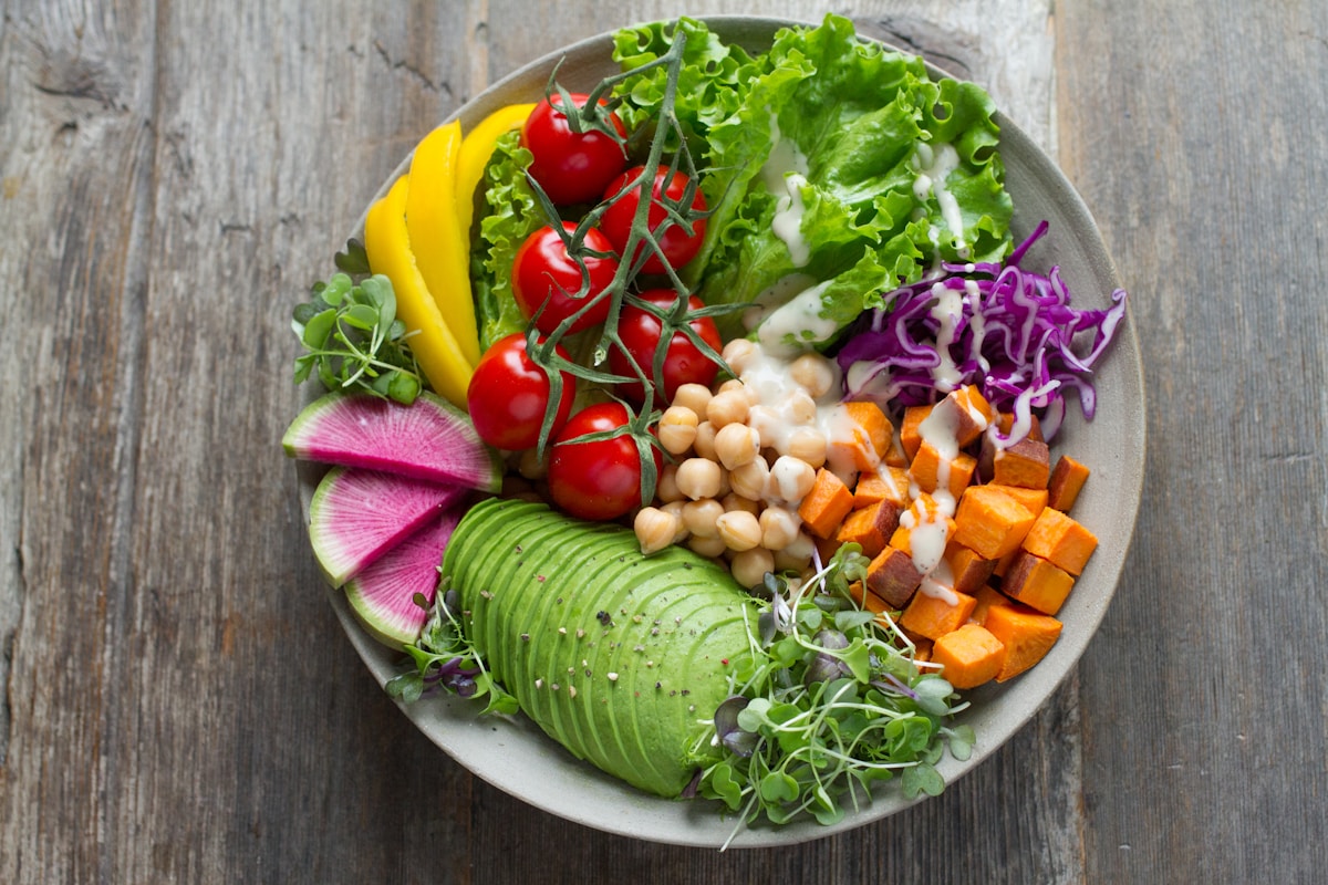 Bowl of fresh vegetable salads — vegan dining guide to Austin, Texas