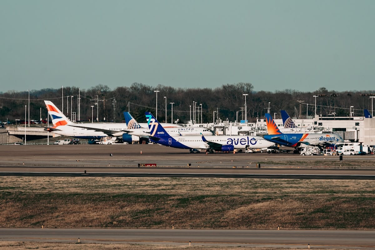 Avelo and United Airlines aircraft at Nashville International Airport, Tennessee