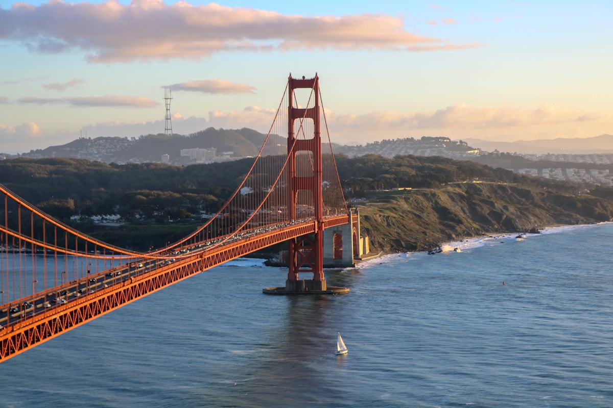 Golden Gate Bridge spanning the San Francisco Bay, California